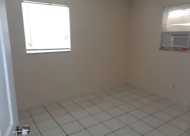 Property at 345 NW 5th St #3, Pompano Beach, FL, 33060, 2 beds, 1 bath, [object Object]