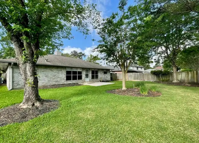 Property at 2607 Old Oak Ln, Kingwood, TX, 77339, 3 beds, 2 baths, [object Object]