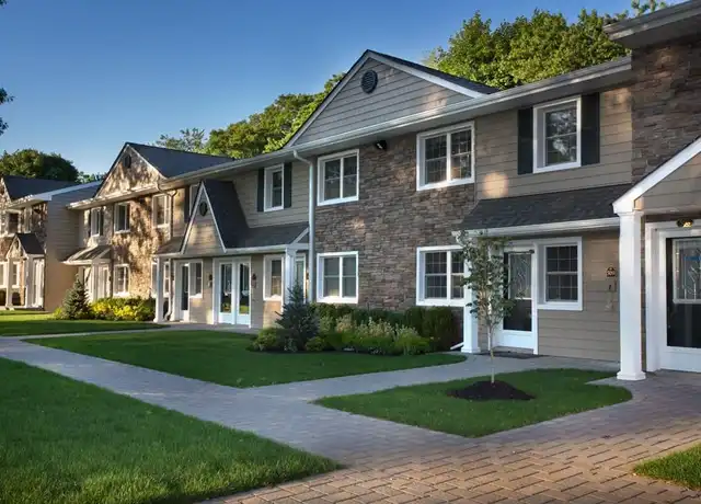 Property at 301 Tudor Ln Unit 301, Middle Island, NY, 11953, 2 beds, 1 bath, [object Object]