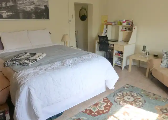 Property at 402 Atwood St Unit 1, Pittsburgh, PA, 15213, 0 beds, 1 bath, [object Object]