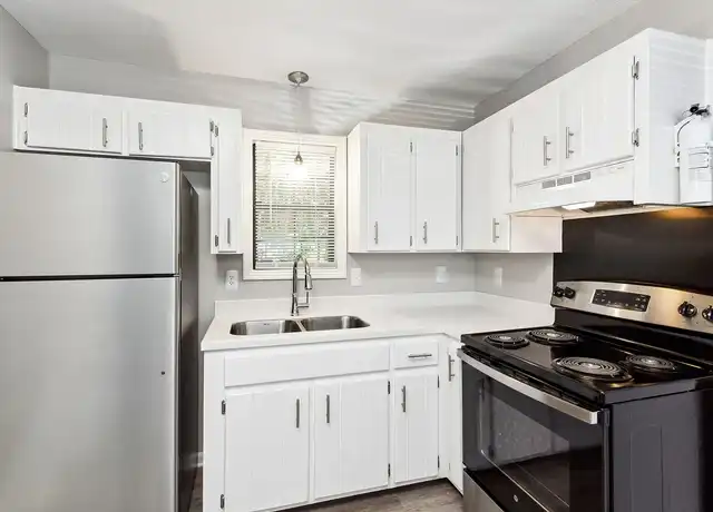 Property at Skyline Flats - 103 Hart Ln, Nashville, TN, 37207, 1 bed, 1 bath, [object Object]