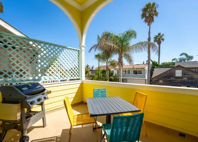 Property at 121 Los Angeles Ave, Oxnard, CA, 93035, 3 beds, 3 baths, [object Object]