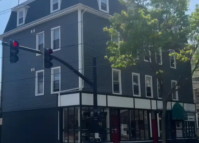 Property at 241 Wickenden St Unit 3R, Providence, RI, 02903, 2 beds, 1 bath, [object Object]