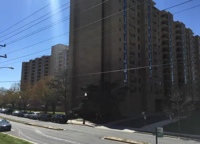 Property at 4500 S Four Mile Run Dr #918, Arlington, VA, 22204, 2 beds, 2 baths, [object Object]