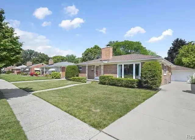 Property at 33446 Nancy St, Livonia, MI, 48150, 3 beds, 1 bath, [object Object]