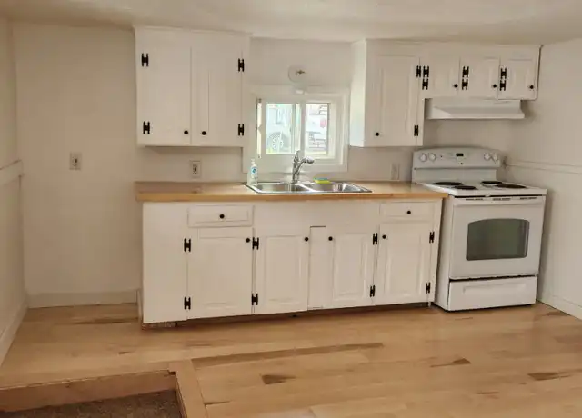 Property at 41 Crescent St Unit 1, Biddeford, ME, 04005, 2 beds, 1 bath, [object Object]