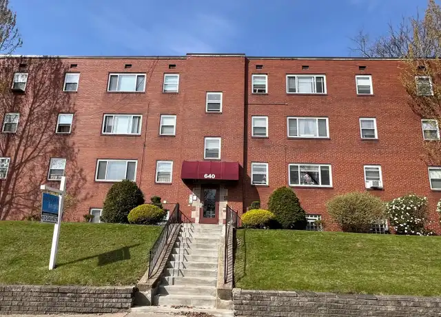 Property at 640 Southcrest Dr #4, Pittsburgh, PA, 15226, 2 beds, 1 bath, [object Object]