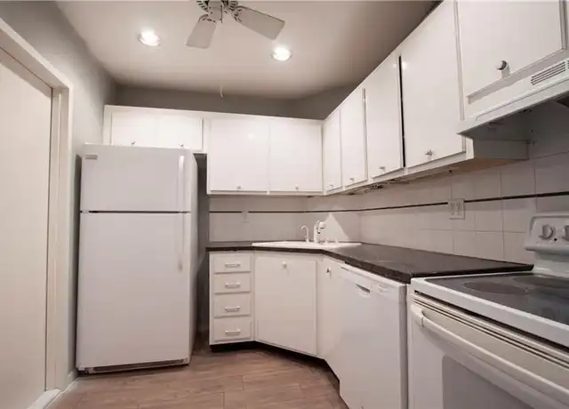 Property at 3123 Oakland Shores Dr Unit D210, Oakland Park, FL, 33309, 2 beds, 2 baths, [object Object]