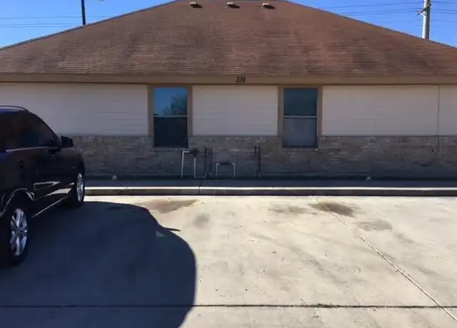 Property at 319 N Rockport St, Mission, TX, 78573, 1 bed, 1 bath, [object Object]