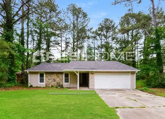 Property at 2565 Creel Rd, Atlanta, GA, 30349, 3 beds, 2 baths, [object Object]