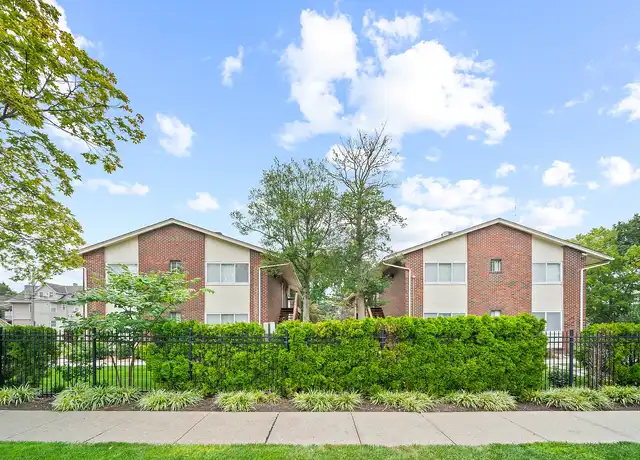 Property at Charlotte Square - 3330-3368 Charlotte - 3330-3368 Charlotte St, Kansas City, MO, 64109, 1 bed, 1 bath, [object Object]