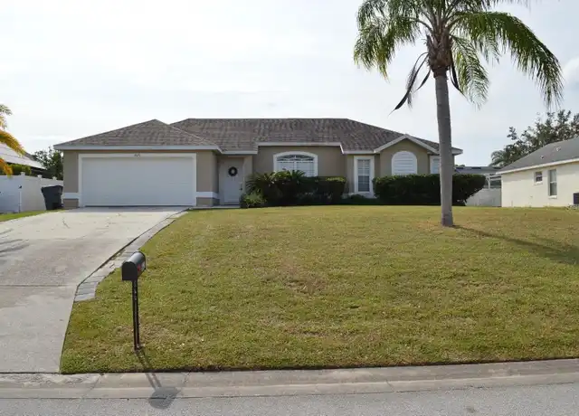 Property at 5629 Loma Vista Ct, Davenport, FL, 33896, 3 beds, 2 baths, [object Object]