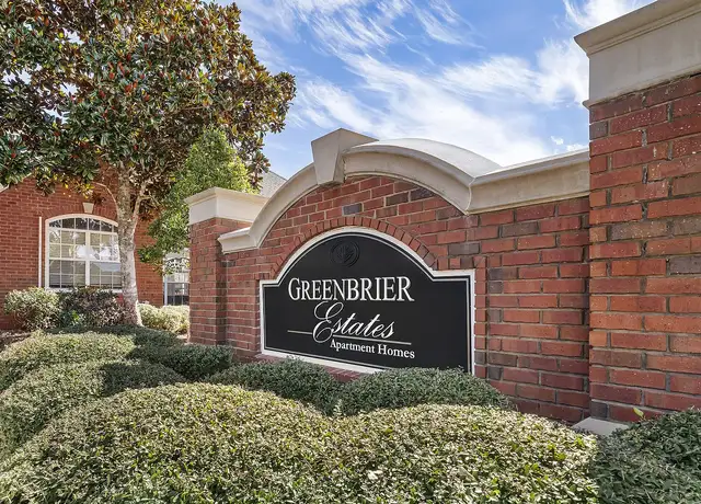 Photo of 100 Greenbrier Way, Slidell, LA 70460