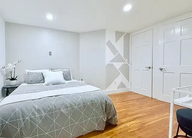 Property at 352 Tappan St, Brookline, MA, 02445, 1 bed, 1 bath, [object Object]