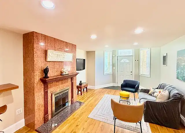Property at 352 Tappan St, Brookline, MA, 02445, 1 bed, 1 bath, [object Object]