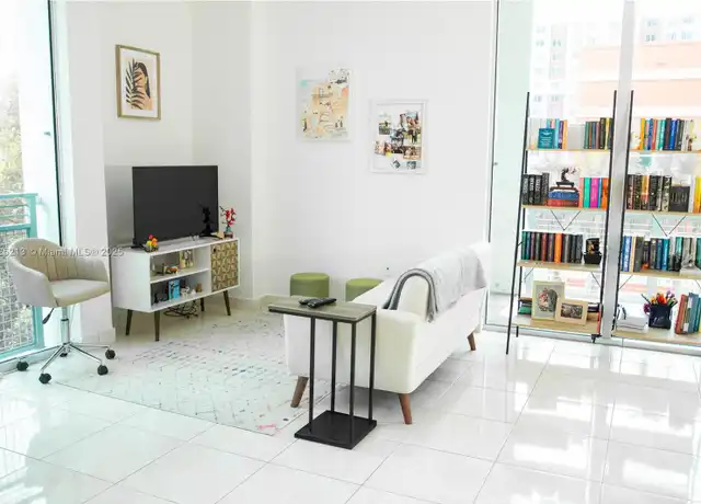 Property at 350 NE 24th St #410, Miami, FL, 33137, 1 bed, 1 bath, [object Object]