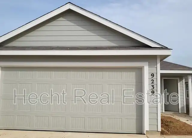 Property at 9239 Navarro Vis, Seguin, TX, 78155, 3 beds, 2 baths, [object Object]
