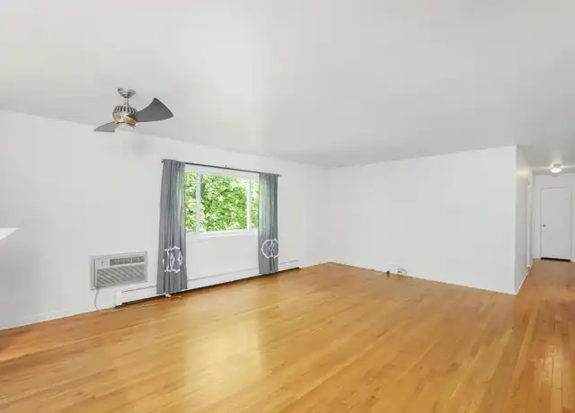 Property at 200 South Blvd Unit R1-1B, Evanston, IL, 60202, 2 beds, 1 bath, [object Object]