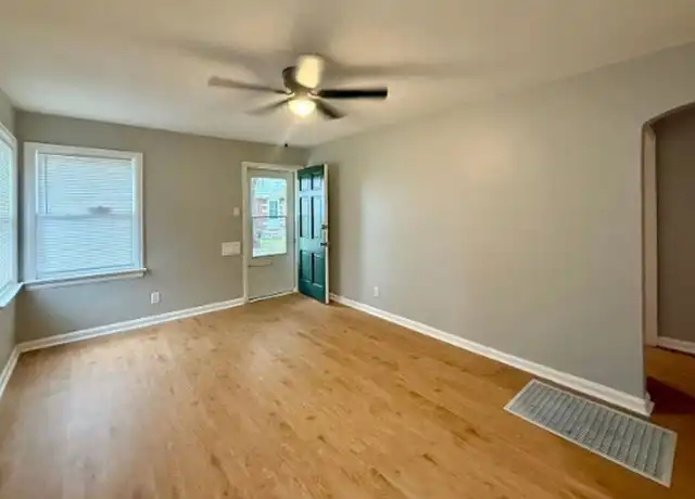 Property at 1216 E 3rd St N Unit 1218, Wichita, KS, 67214, 1 bed, 1 bath, [object Object]