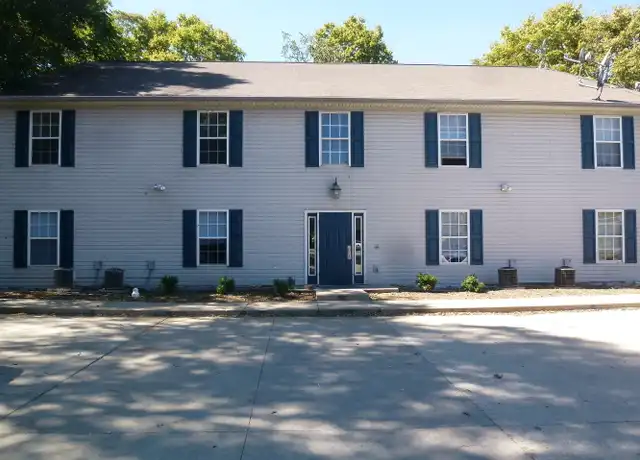 Property at 2000 N 4th St Unit 2006 (M-009), Terre Haute, IN, 47804, 2 beds, 1 bath, [object Object]