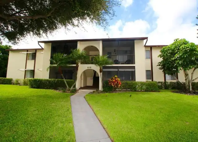 Property at 4933 Sable Pine Cir Unit C1, West Palm Beach, FL, 33417, 2 beds, 2 baths, [object Object]