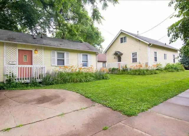 Property at 1115 S 1st Ave, Iowa City, IA, 52240, 1 bed, 1 bath, [object Object]