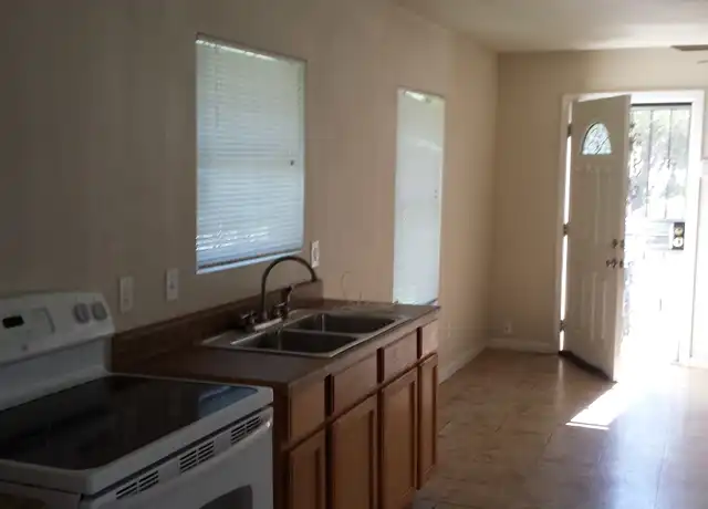 Property at 123 Wilmot St, San Antonio, TX, 78237, 1 bed, 1.5 baths, [object Object]