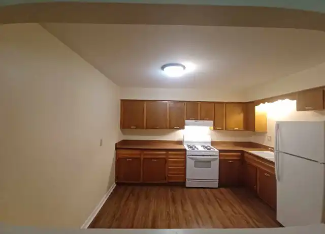 Property at 3432 Harrison Ave Unit 3432-9, Rockford, IL, 61108, 2 beds, 1 bath, [object Object]