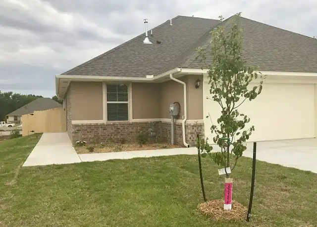 Property at 11215 NW 114th St, Yukon, OK, 73099, 3 beds, 2 baths, [object Object]