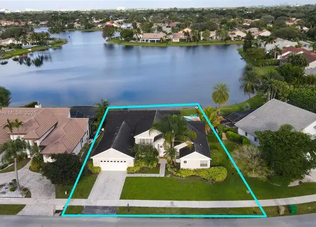 Property at 3100 Old Orchard Rd, Davie, FL, 33328, 4 beds, 3.5 baths, [object Object]