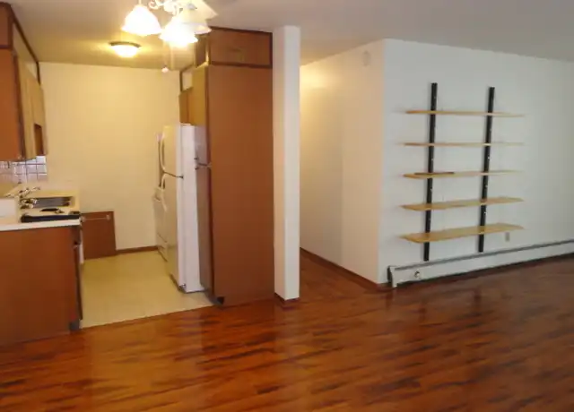 Property at 7000 Sandell Ave #5, Minneapolis, MN, 55435, 2 beds, 1 bath, [object Object]