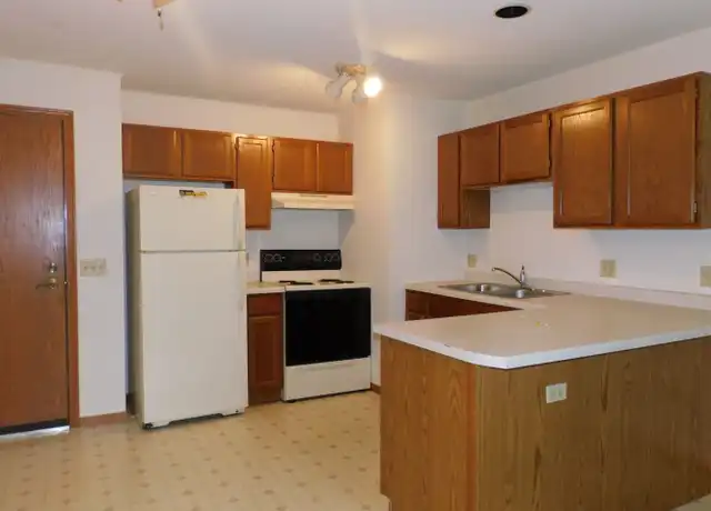 Property at 710 Monroe St Unit 23, Little Chute, WI, 54140, 2 beds, 1 bath, [object Object]