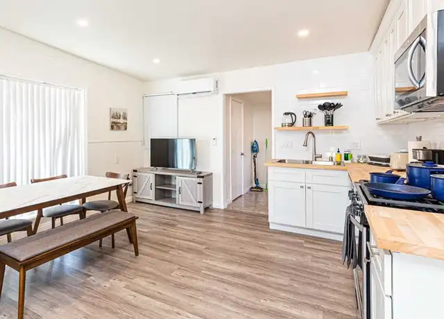 Property at 1203 1/2 E Rte 66, Glendora, CA, 91740, 2 beds, 1 bath, [object Object]