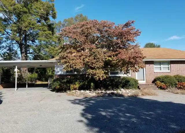 Property at 1412 Old Ebenezer Rd, Florence, SC, 29501, 4 beds, 2 baths, [object Object]