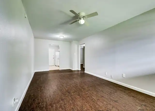 Property at 5109 Clover St, Houston, TX, 77033, 2 beds, 1 bath, [object Object]