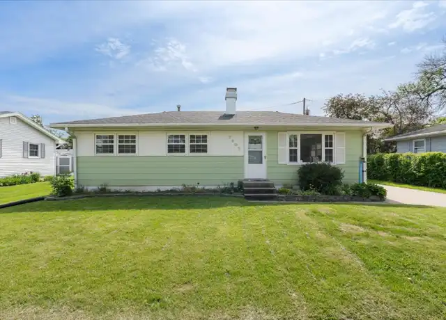 Property at 7907 8 1/2 St W, Rock Island, IL, 61201, 3 beds, 1 bath, [object Object]