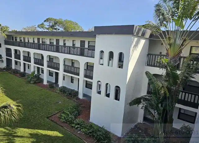 Property at Oversized & Underpriced in Trendy Downtown/Riverside Park Ft Lauderdale - open Courtyard, Pool, I... - 889 Riverside Dr, Fort Lauderdale, FL, 33312, 1-2 bed, 1 bath, [object Object]