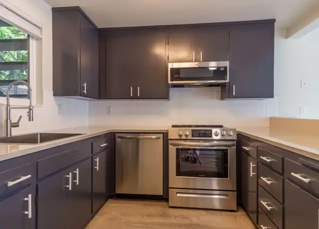 Property at 3811 13th Ave W Unit 5, Seattle, WA, 98119, 1 bed, 1 bath, [object Object]