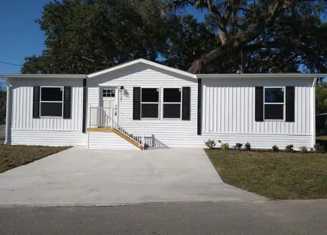 Property at 5507 Annette St, Zephyrhills, FL, 33542, 3 beds, 2 baths, [object Object]