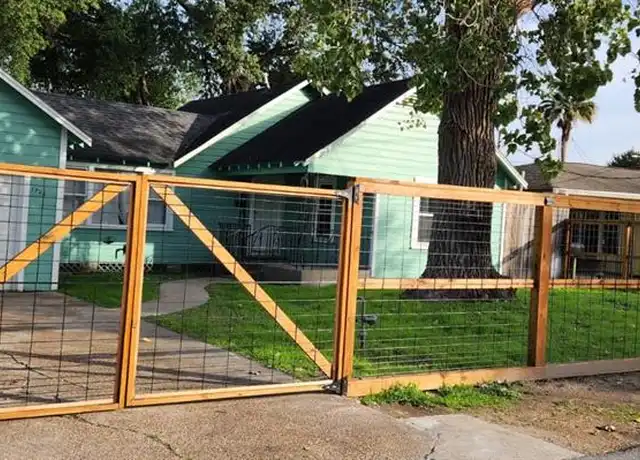 Property at 1722 Tabor St, Houston, TX, 77009, 3 beds, 3 baths, [object Object]