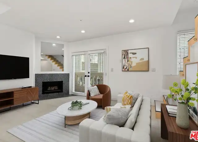 Property at 3854 Beethoven St #2, Los Angeles, CA, 90066, 3 beds, 2.5 baths, [object Object]