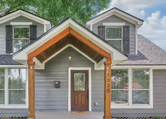 Property at 1320 Bragg St, Houston, TX, 77009, 3 beds, 2 baths, [object Object]