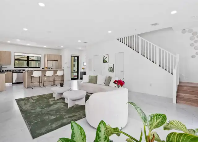 Property at 6146 SW 36th Ct, Miramar, FL, 33023, 3 beds, 2.5 baths, [object Object]
