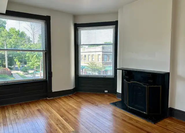 Property at 3200 Shenandoah Ave Unit 02 B, St. Louis, MO, 63104, 2 beds, 1 bath, [object Object]