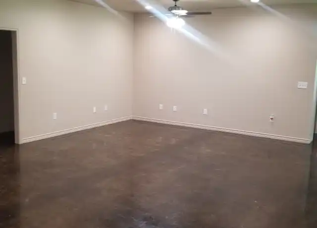 Property at 208 Trout St, Lufkin, TX, 75904, 3 beds, 2 baths, [object Object]