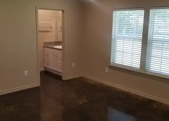 Property at 208 Trout St, Lufkin, TX, 75904, 3 beds, 2 baths, [object Object]