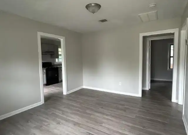 Property at 312 W Austin Ave, Pasadena, TX, 77502, 2 beds, 1 bath, [object Object]