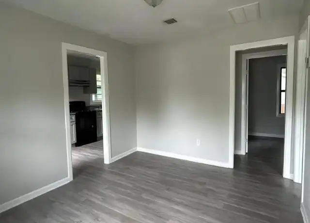 Property at 312 W Austin Ave, Pasadena, TX, 77502, 2 beds, 1 bath, [object Object]