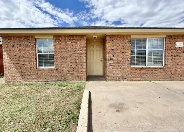 Property at 1110 82nd St Unit A, Lubbock, TX, 79423, 3 beds, 2 baths, [object Object]