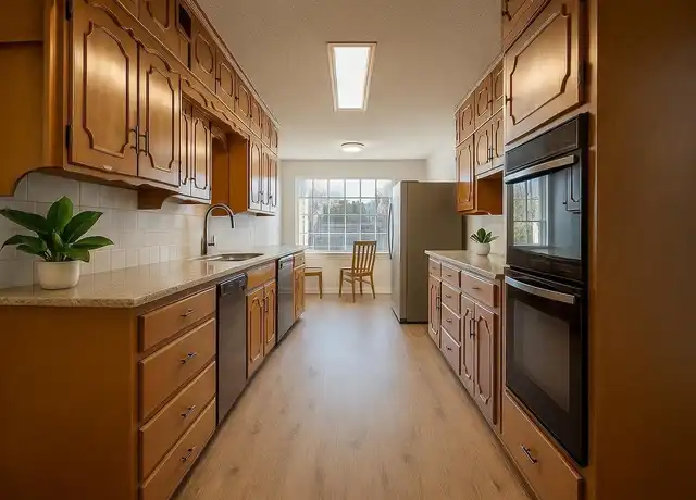Property at 2102 Saint Claire Dr, Arlington, TX, 76012, 1 bed, 1 bath, [object Object]